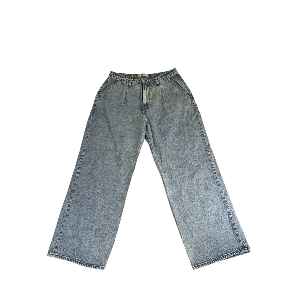 Abercrombie Curve Love The Loose High‎ Rise Jeans Light Wash Denim Size 31 / 12R
